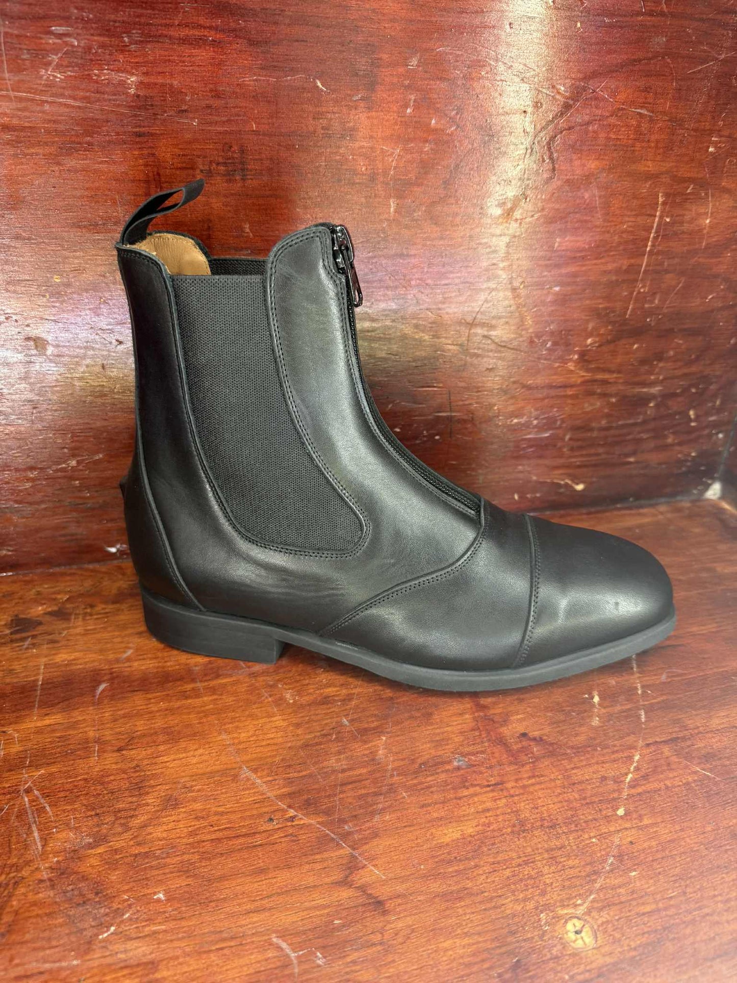 Celeris Ciara Black Lager