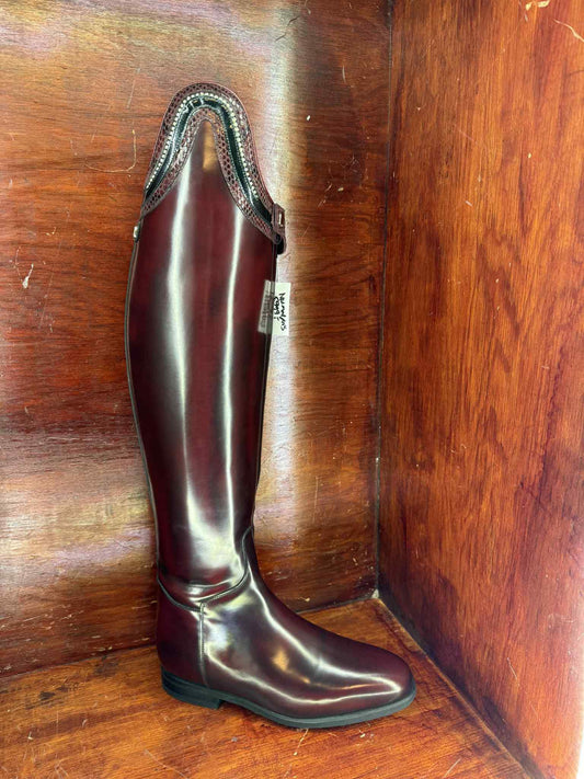 Celeris Amazona Handpolished Oxblood DEMO