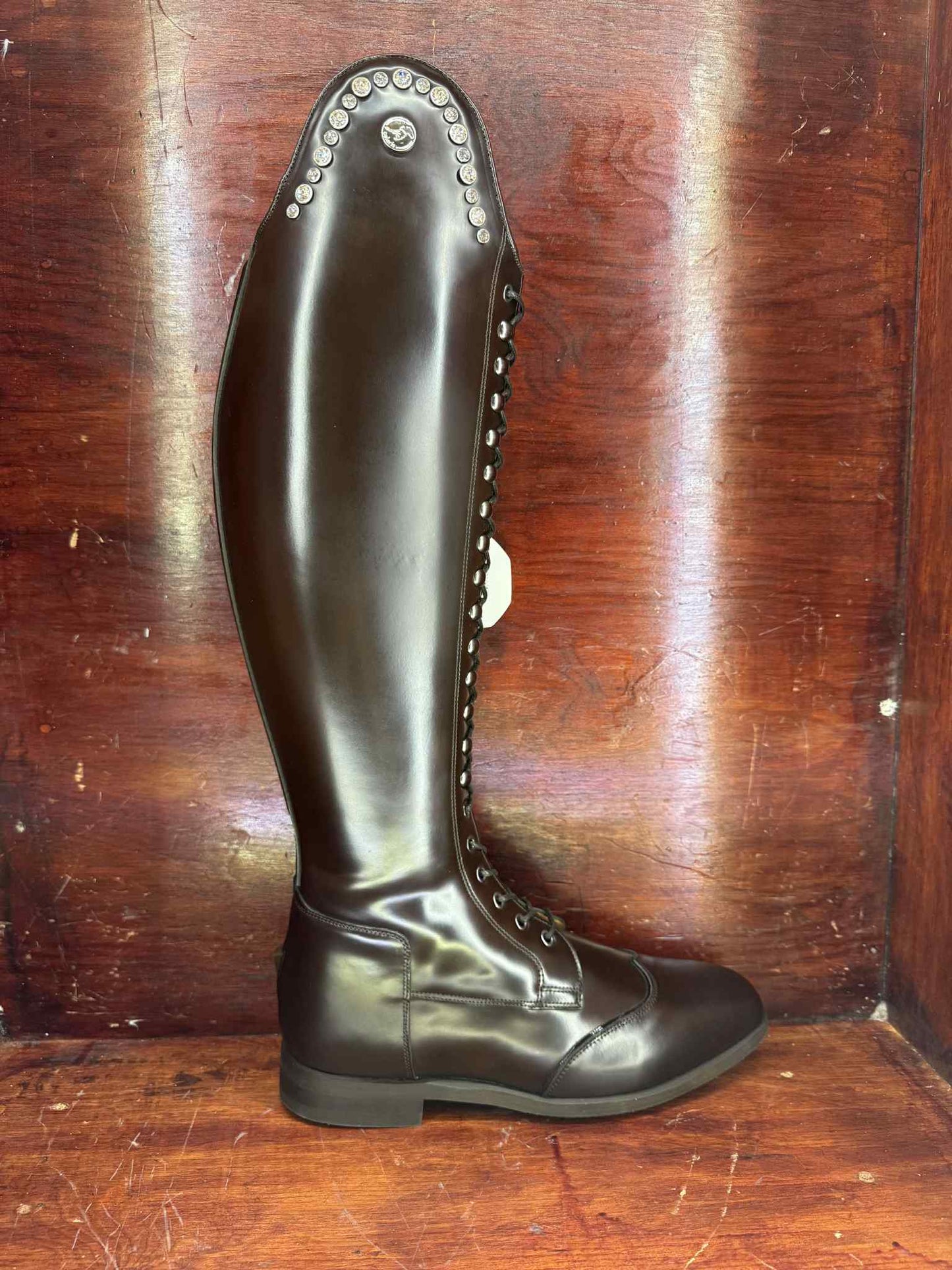 Celeris Bia Handpolished brown- Lagervare