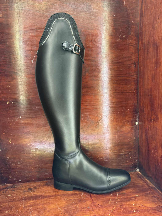 Celeris Amazona Mid Sheen Black